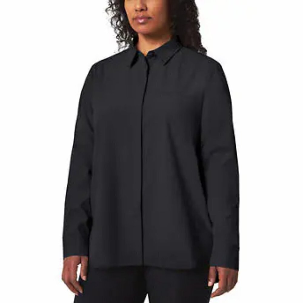 NWOT Modern Ambition Travel Shirt | Black